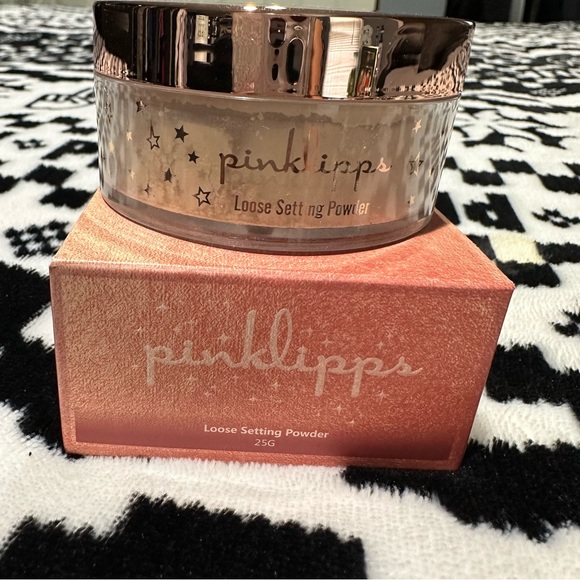 Pinklipps setting powder. Color 25G banana. Never used still in box - Picture 2 of 7